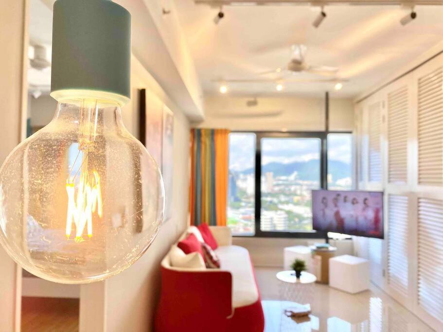 Tropicana 218 Macalister #Wondercolor #Infinity Pool #Georgetown #5Pax #2Br 2Bath #1King 1Queen 1Single #Quality Well Maintained #Private Host Exterior photo